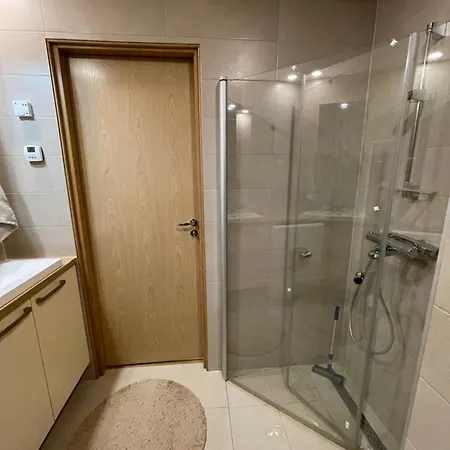 Apartment Cosy - Self Check-in, Free Parking *