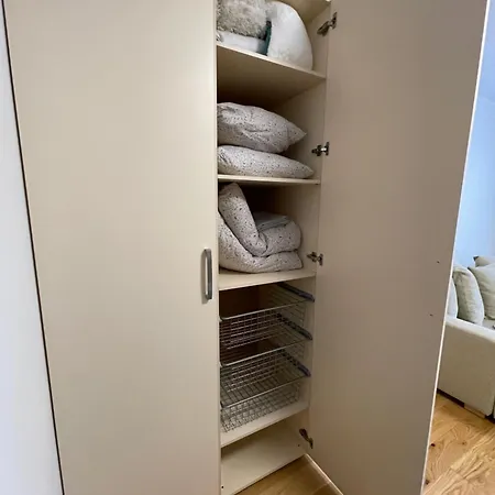 Apartment Cosy - Self Check-in, Free Parking